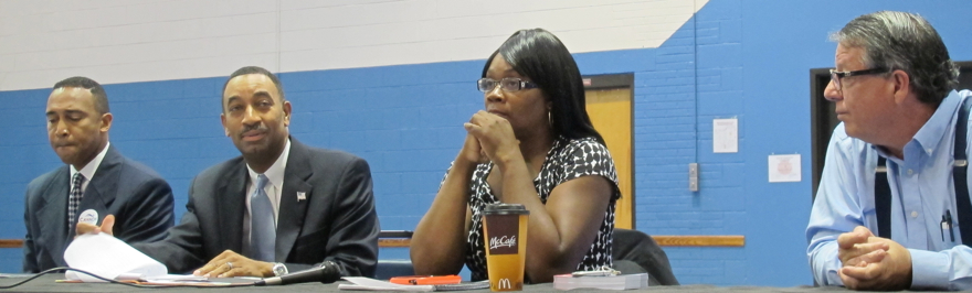 From left, Patrick Cannon, James (Smuggie) Mitchell, Lucille Puckett and Gary Dunn answer questions Sept. 3, a week before the Democratic mayoral primary.